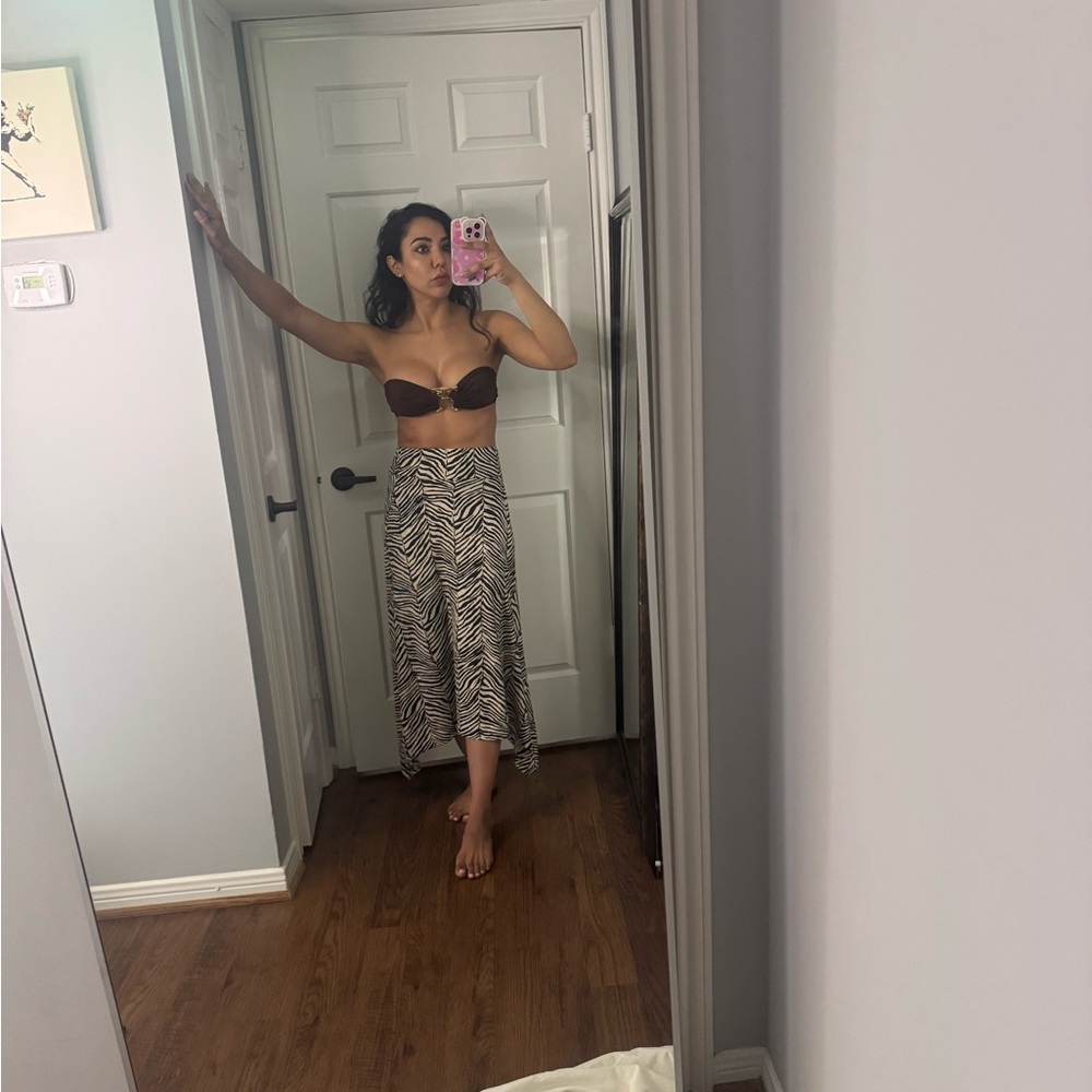 BEACH CLUB - Stylish Brown Zebra Print Skirt Set Size Small